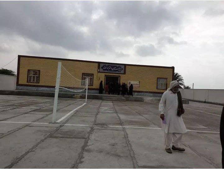 افتتاح یک مدرسه در محروم ترین نقطه سیستان و بلوچستان به یاد جان باختگان هواپیمای اوکراینی 