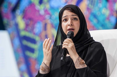 گزافه گویی وزیر زن اماراتی درباره جزایر سه گانه ایران+فیلم 